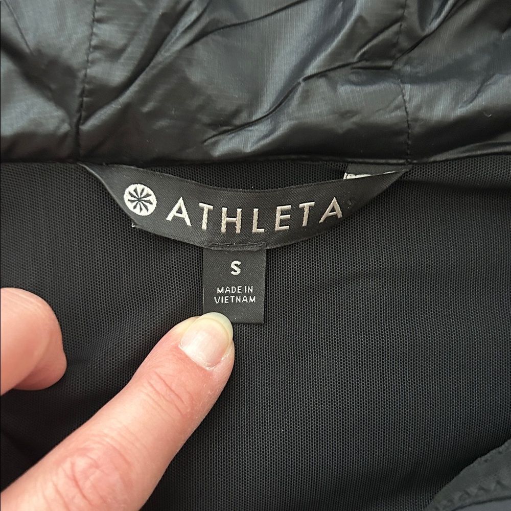 Athleta Black Windy Point Hooded Jacket Size S - Picture 5 of 13